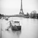 La tour Eiffel et la Seine en crue