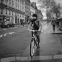 Parisienne à vélo