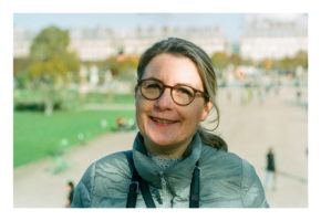 2019-11-09-Olympus-OM1n-55mm-Fuji-Pro400H-F1_13_MOD_FRAME_resize