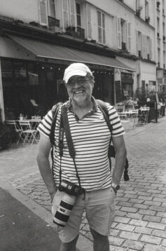 2025-08-02-Canon-EOS-1V-Fomapan400-07_MOD_BW_FRAME_resize