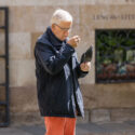 L’homme et les pigeons